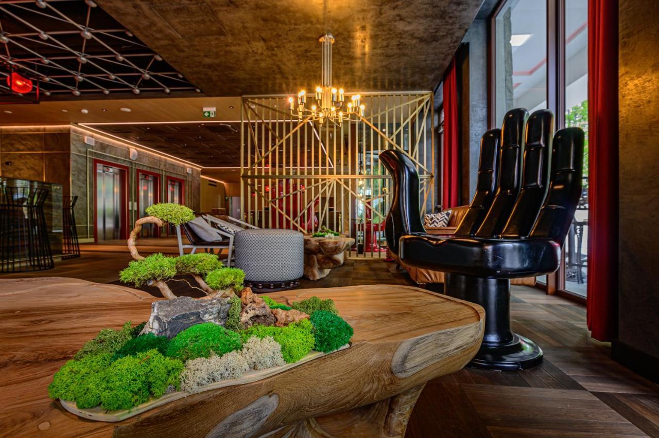 Nosalowy Park Hotel & Spa Закопане Экстерьер фото The interior of the hotel